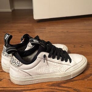 P448 White Sneakers with Black Patterned Heel